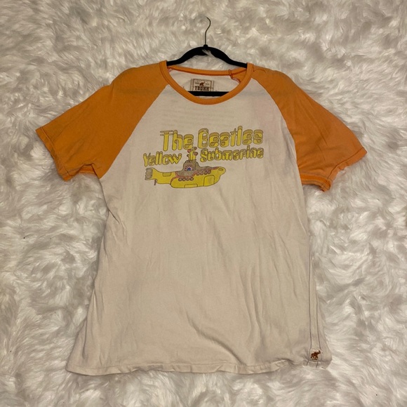 RARE!! Trunk LTD The Beatles Yellow Submarine Raglan Tee - Picture 1 of 4